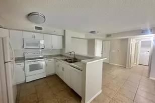 7840 Sonoma Springs Cir, Lake Worth, FL 33463 - Photo 6