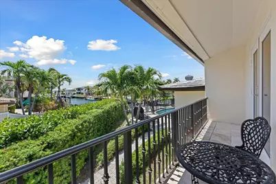 2948 NE 35th Court, Lighthouse Point, FL 33064 - Photo 32