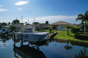 479 SW Lost River Rd, Stuart, FL 34997 - Photo 8