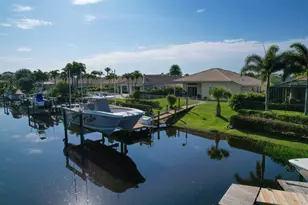 479 SW Lost River Rd, Stuart, FL 34997 - Photo 2