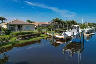 479 SW Lost River Rd, Stuart, FL 34997 - Photo 4