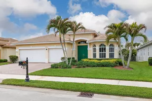 479 SW Lost River Rd, Stuart, FL 34997 - Photo 10