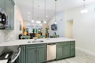 10711 Palm Leaf Dr, Boynton Beach, FL 33437 - Photo 6