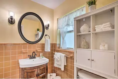 423 SW 1st Avenue, Boynton Beach, FL 33435 - Photo 16