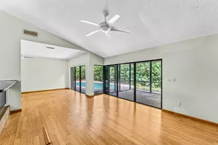 2753 NW 34th St, Boca Raton, FL 33434 - Photo 14