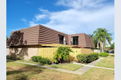 1522 15th Lane, Palm Beach Gardens, FL 33418 - Photo 2