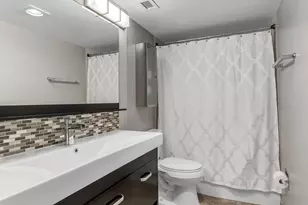2200 NE 33rd Ave, Fort Lauderdale, FL 33305 - Photo 18
