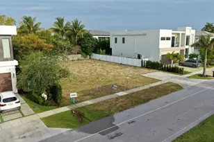 1001 NE 3rd Ave, Boca Raton, FL 33432 - Photo 1