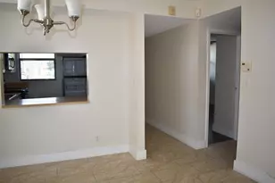 8415 Forest Hills Dr, Coral Springs, FL 33065 - Photo 4