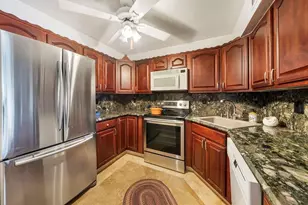 9900 Pineapple Tree Dr, Boynton Beach, FL 33436 - Photo 2