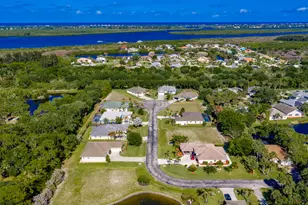7445 36th Ct, Vero Beach, FL 32967 - Photo 2