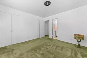 877 Sarazen Dr, West Palm Beach, FL 33413 - Photo 16