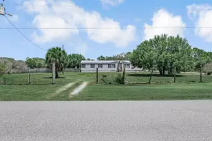 545 Bald Cypress Ave, Clewiston, FL 33440 - Photo 2