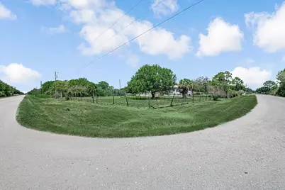 545 Bald Cypress Avenue, Clewiston, FL 33440 - Photo 6
