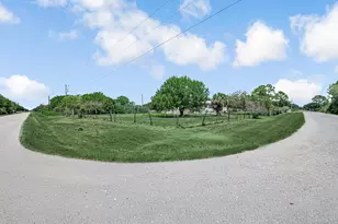 545 Bald Cypress Ave, Clewiston, FL 33440 - Photo 6