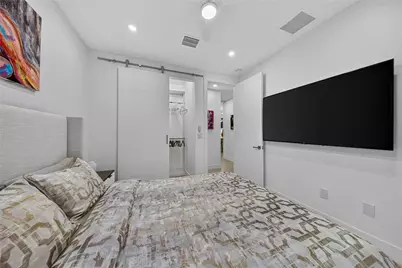21 NE 25th Street, Wilton Manors, FL 33305 - Photo 24