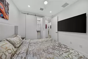 21 NE 25th St, Wilton Manors, FL 33305 - Photo 24