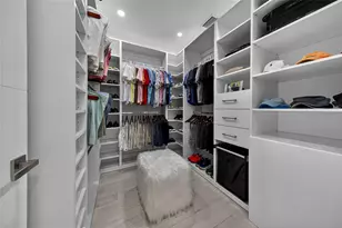 21 NE 25th St, Wilton Manors, FL 33305 - Photo 20