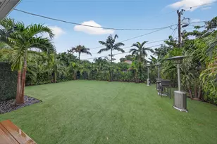 21 NE 25th St, Wilton Manors, FL 33305 - Photo 36