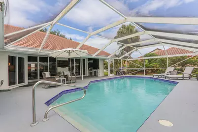 2 Old Fence Road, Palm Beach Gardens, FL 33418 - Photo 12