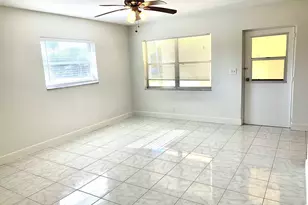 260 NW 19th St, Boca Raton, FL 33432 - Photo 6