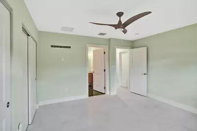 320 SE 5th Avenue, Pompano Beach, FL 33060 - Photo 12