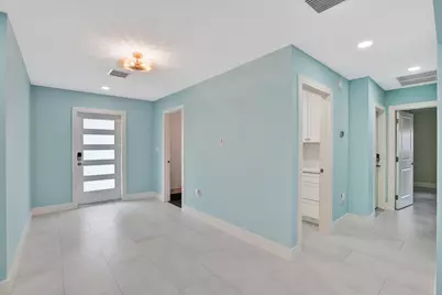 320 SE 5th Avenue, Pompano Beach, FL 33060 - Photo 6