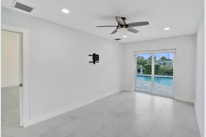 320 SE 5th Avenue, Pompano Beach, FL 33060 - Photo 44