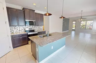 9828 SW Trumpet Tree Cir, Port Saint Lucie, FL 34987 - Photo 2