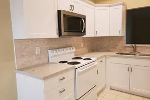 10875 Lake Front Pl, Boca Raton, FL 33498 - Photo 2