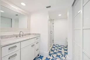 2435 Presidential Way, West Palm Beach, FL 33401 - Photo 26