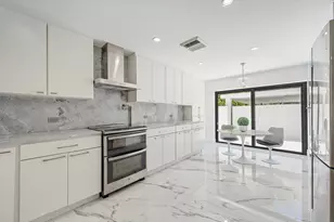 2435 Presidential Way, West Palm Beach, FL 33401 - Photo 18