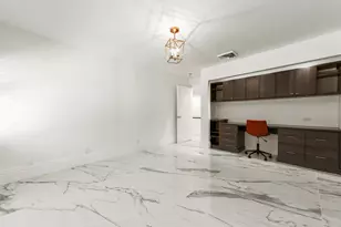 2435 Presidential Way, West Palm Beach, FL 33401 - Photo 38