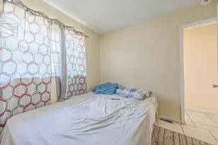 1125 NW 27th Ave, Fort Lauderdale, FL 33311 - Photo 8