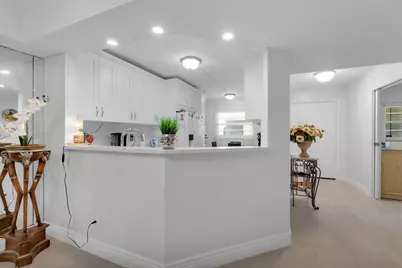 23247 N Barwood Ln Lane N #305, Boca Raton, FL 33428 - Photo 2
