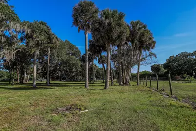 1100 Red Barn Rd N W, Moore Haven, FL 33471 - Photo 16