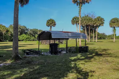 1100 Red Barn Rd N W, Moore Haven, FL 33471 - Photo 12