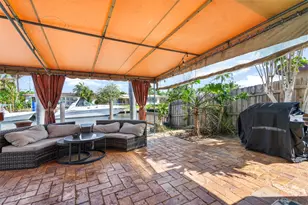 101 SE 14th St, Pompano Beach, FL 33060 - Photo 18
