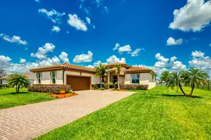 12793 NW Copper Creek Dr, Port Saint Lucie, FL 34987 - Photo 2