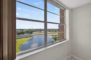 1200 St Charles Pl, Pembroke Pines, FL 33026 - Photo 30
