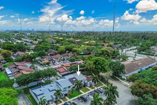 4003 W Woodscape Dr, Miramar, FL 33023 - Photo 48