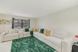 4003 W Woodscape Dr, Miramar, FL 33023 - Photo 6