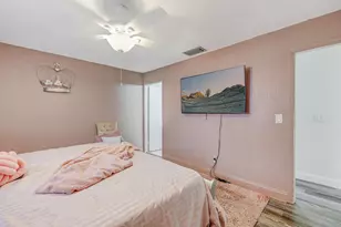4003 W Woodscape Dr, Miramar, FL 33023 - Photo 26