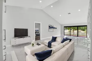 6545 Las Flores Dr, Boca Raton, FL 33433 - Photo 18