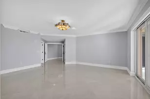 5150 N Ocean Dr, Singer Island, FL 33404 - Photo 16