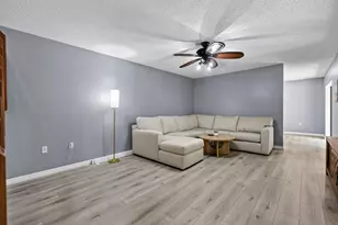 527 5th Terrace, Palm Beach Gardens, FL 33418 - Photo 8