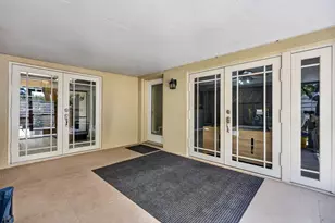 527 5th Terrace, Palm Beach Gardens, FL 33418 - Photo 2