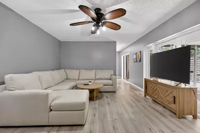 527 5th Terrace, Palm Beach Gardens, FL 33418 - Photo 16