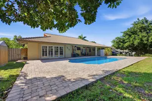 9924 NW 3rd Pl, Coral Springs, FL 33071 - Photo 44