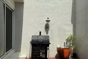 455 NW 68th Ave, Plantation, FL 33317 - Photo 16